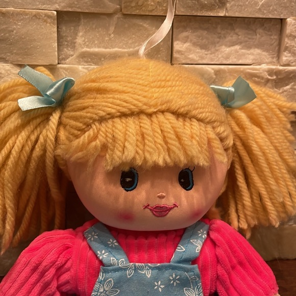 Soft doll - Picture 3 of 7